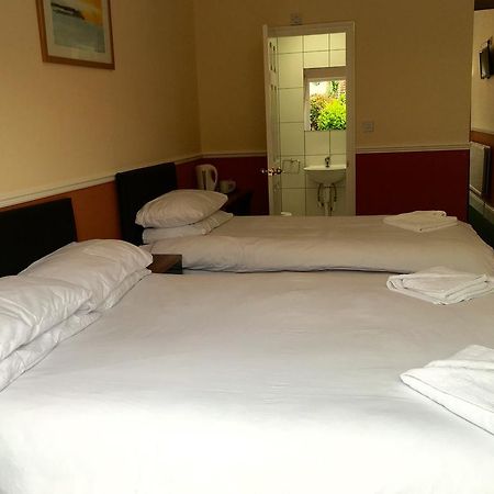 Southend Guest House - Close To Beach, Train Station & Southend Airport エクステリア 写真