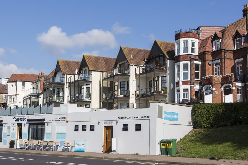 Southend Guest House - Close To Beach, Train Station & Southend Airport エクステリア 写真