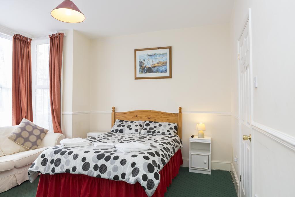 Southend Guest House - Close To Beach, Train Station & Southend Airport 部屋 写真