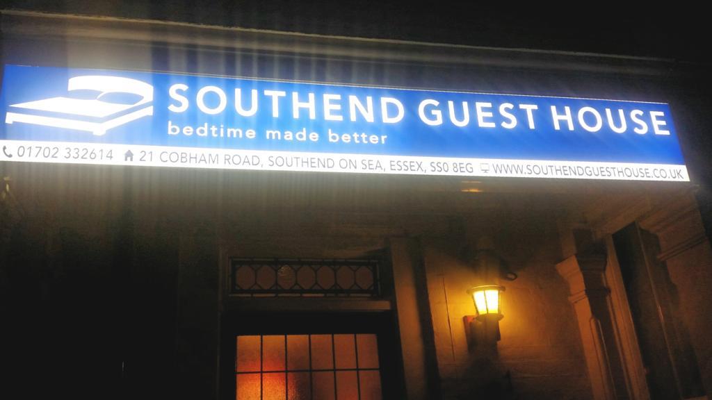 Southend Guest House - Close To Beach, Train Station & Southend Airport エクステリア 写真