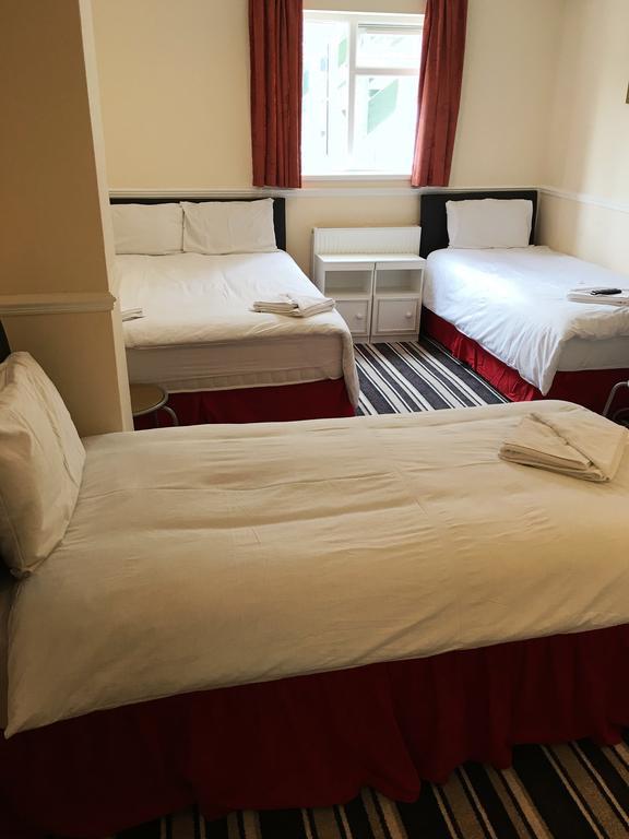 Southend Guest House - Close To Beach, Train Station & Southend Airport エクステリア 写真
